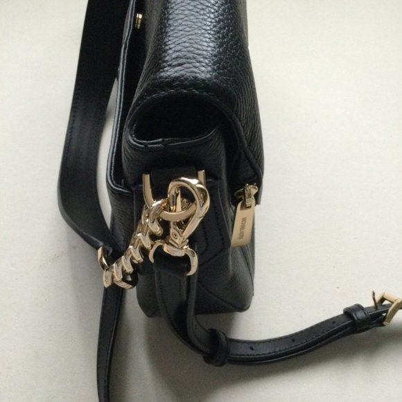 Michael Kors Bag NWT ARIA Shoulder Bag Black - Picture 6 of 9